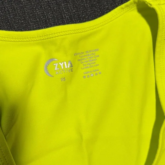 ZYIA High Neck Lime Green Crop Top - Picture 2 of 2
